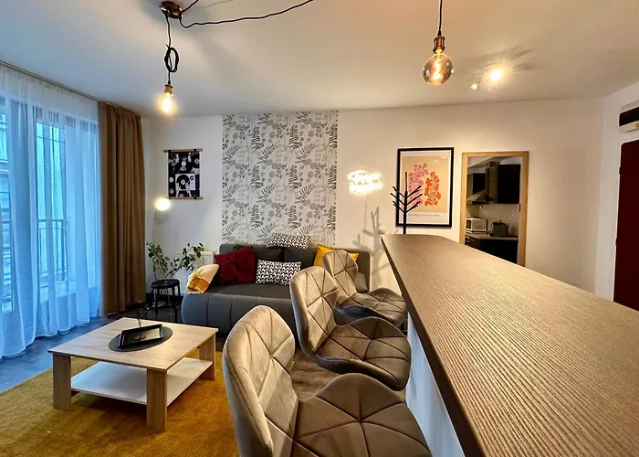 Vinyl Gozsdu Apartments